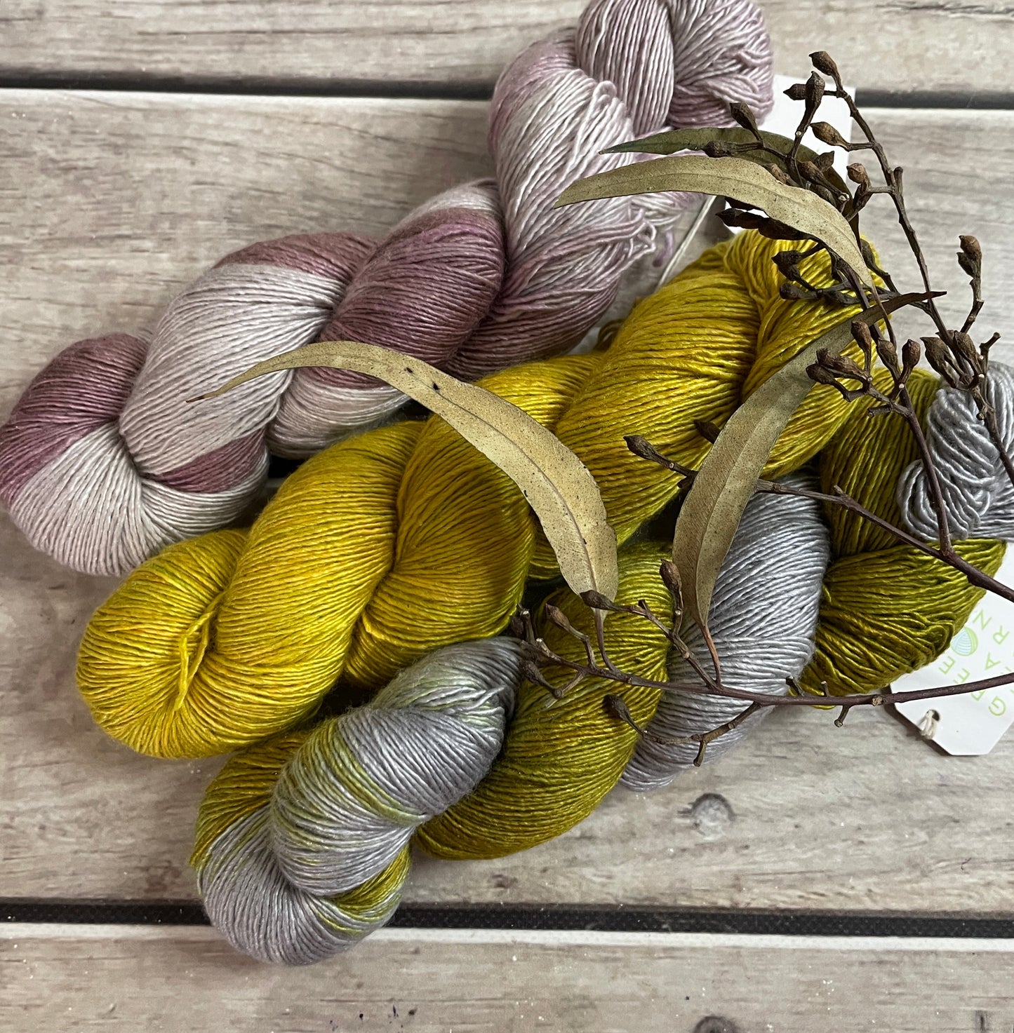 Silvereye - 3 skein set - 4 ply single/Osmanthus