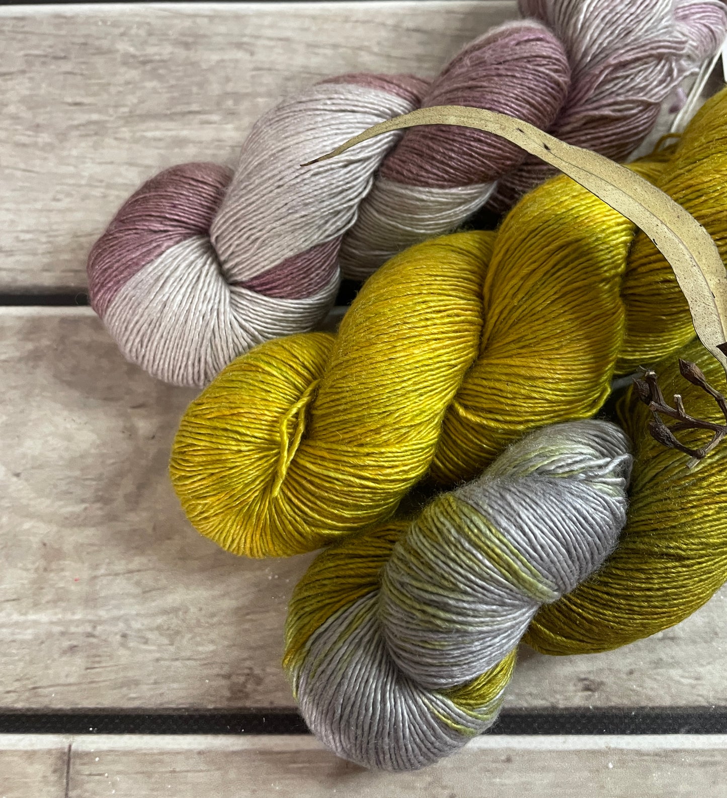 Silvereye - 3 skein set - 4 ply single/Osmanthus