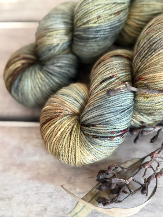 Old Stonewall - Darjeeling 4 ply sock yarn in merino and nylon