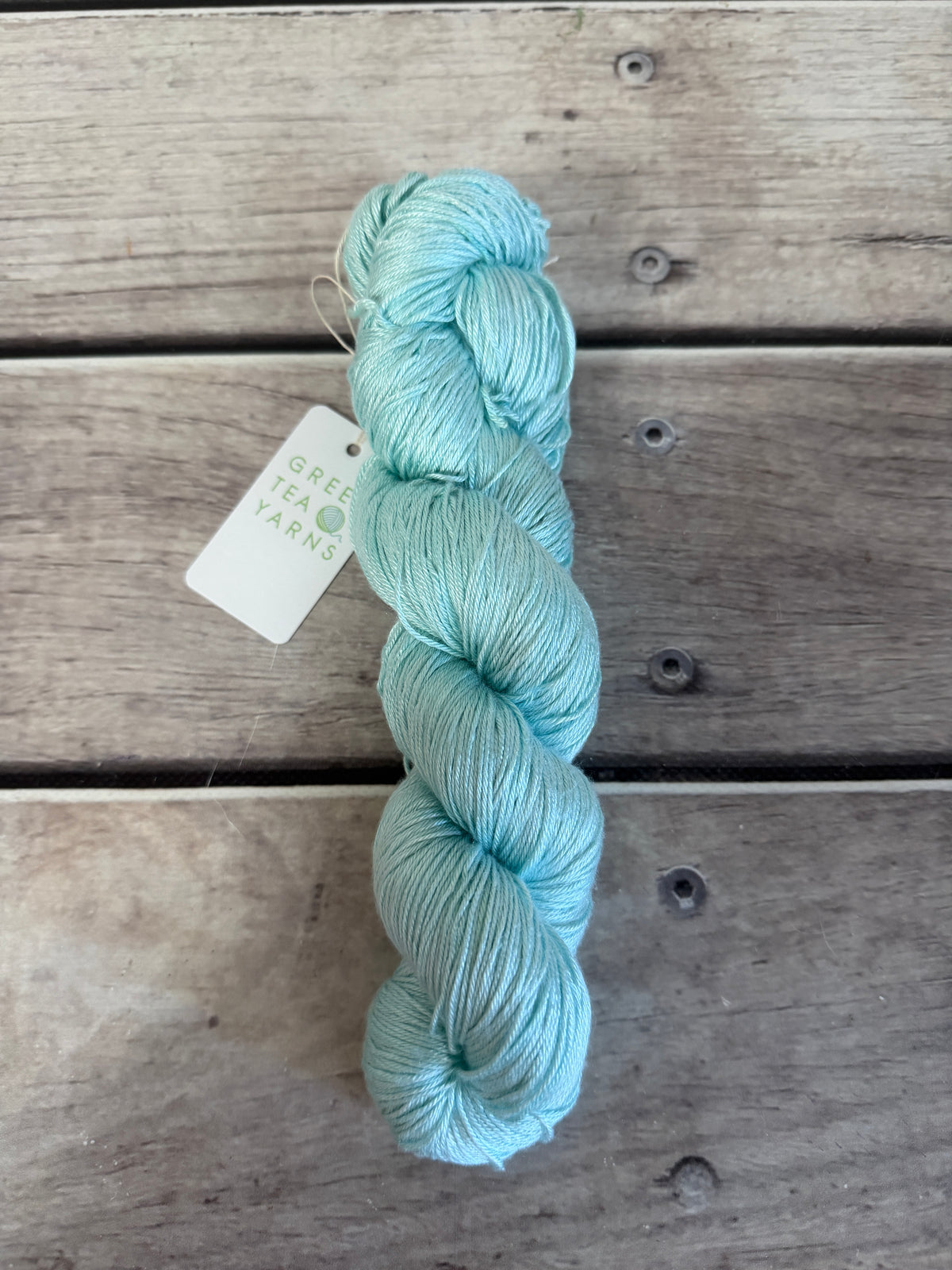 Turquoise Bay - 4 ply in Mulberry silk - Pekoe f
