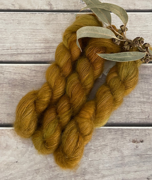 Ming Tile- on Silk and Mohair - Shui Yun, 2 ply/laceweight
