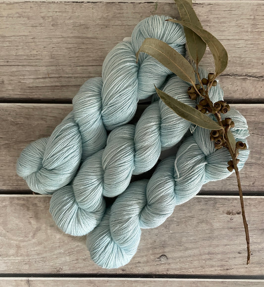 Sea Breeze- Merino/silk - 4 Ply - Jasmine