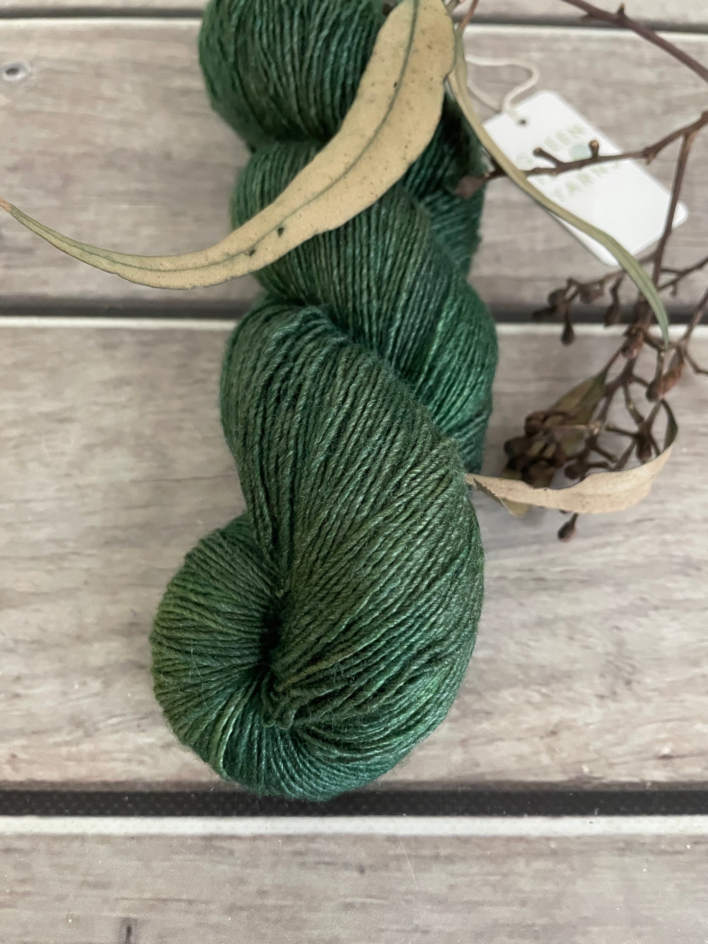 Forest Moss on Merino and Silk 4 ply single - Osmanthus
