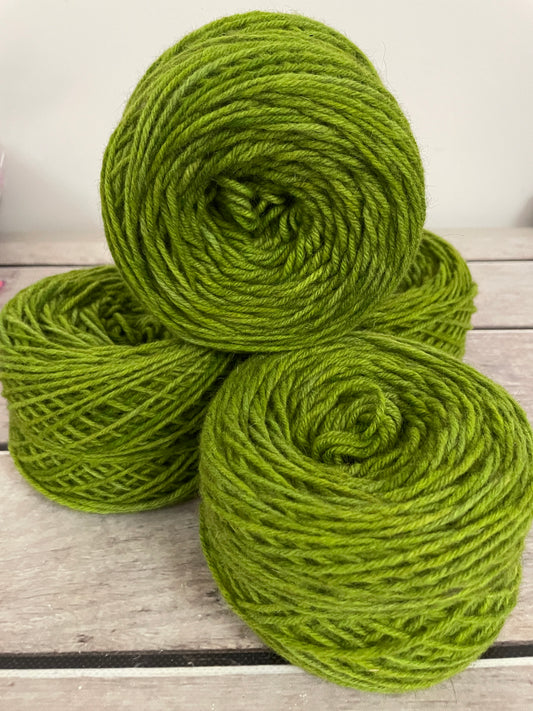 Spring Leaf - merino/possom - 8 ply - Kawa Kawa 8