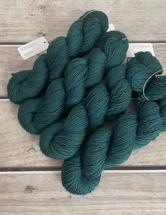 Forest Walk on Merino and Silk 4 ply single - Osmanthus