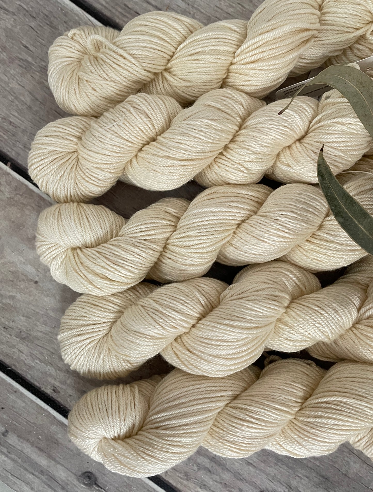 Dark Buttercream ooak - Jasmine DK