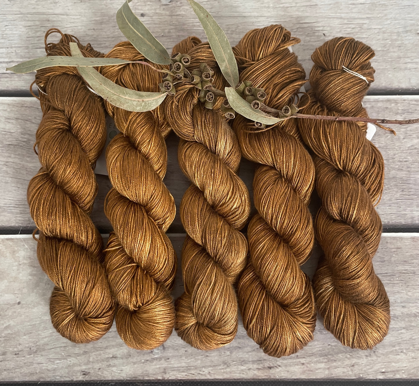 Bronze - 4 ply in Mulberry silk - Pekoe 4
