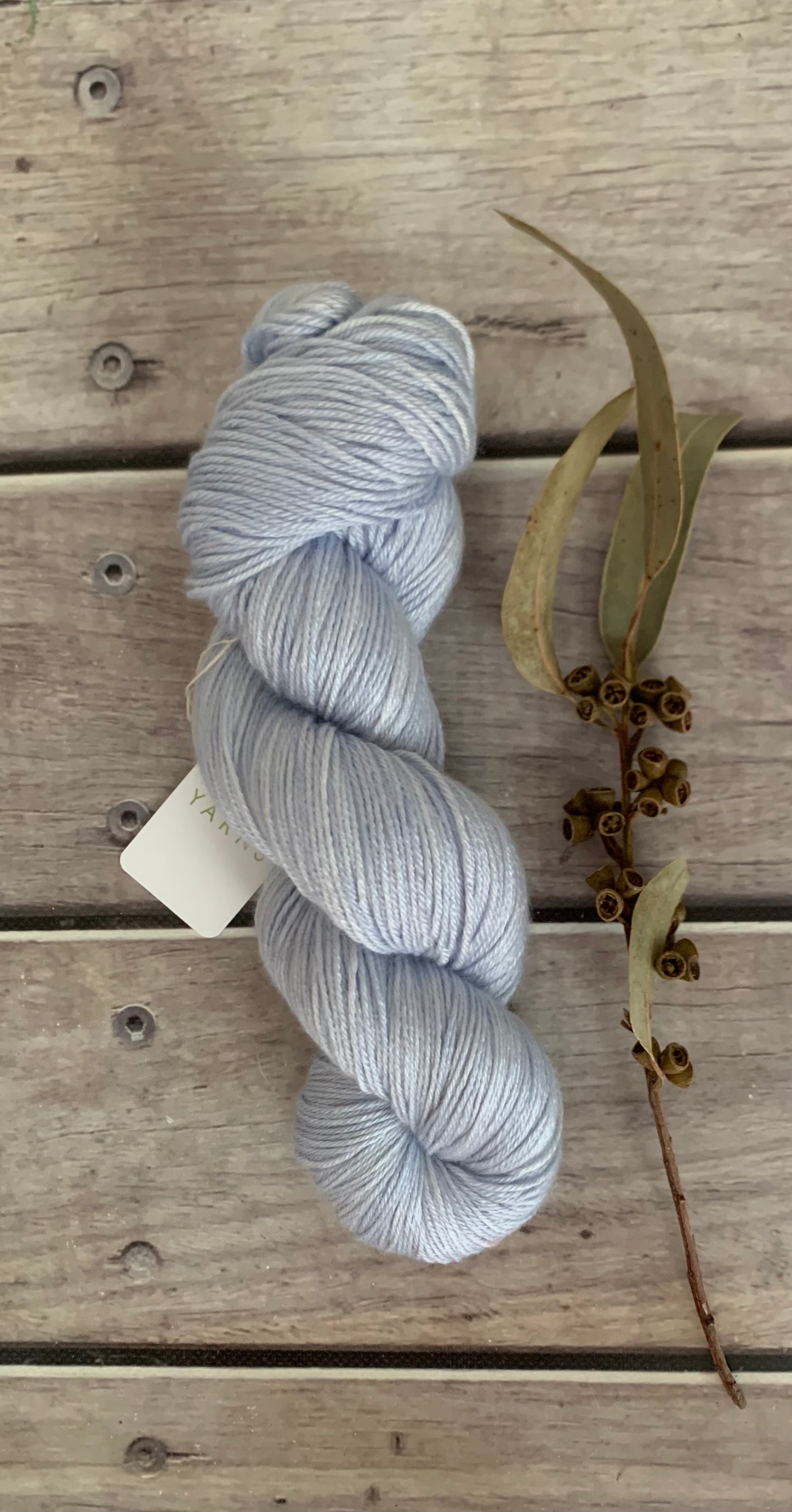 Moonlit- Merino/silk - 4 Ply - Jasmine