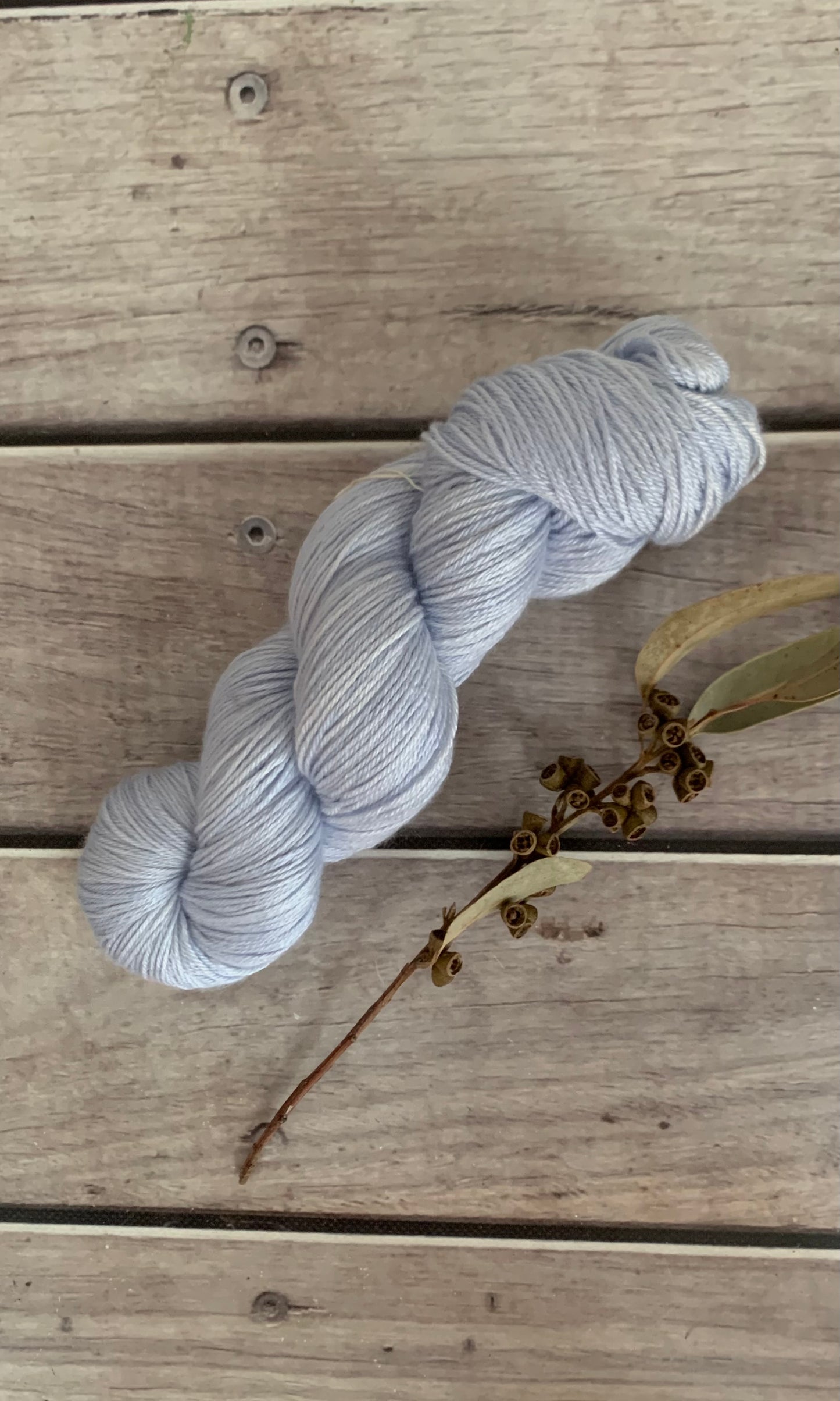 Moonlit- Merino/silk - 4 Ply - Jasmine