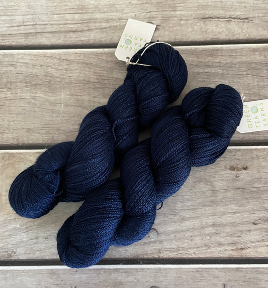 Midnight in Paradise- Merino/silk - 2 Ply - Jasmin