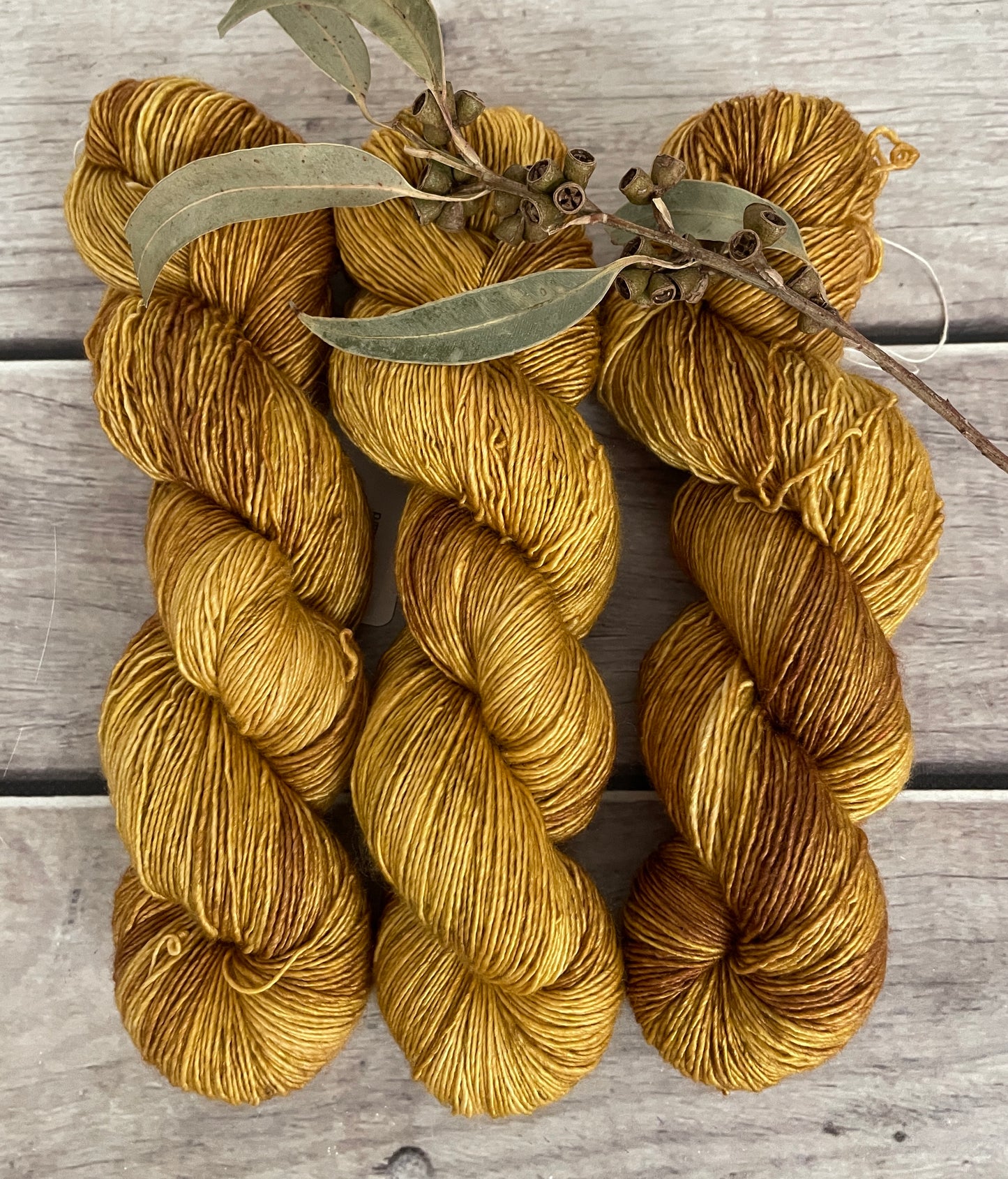 Golden Mustard on Merino and Silk 4 ply single - Osmanthus4