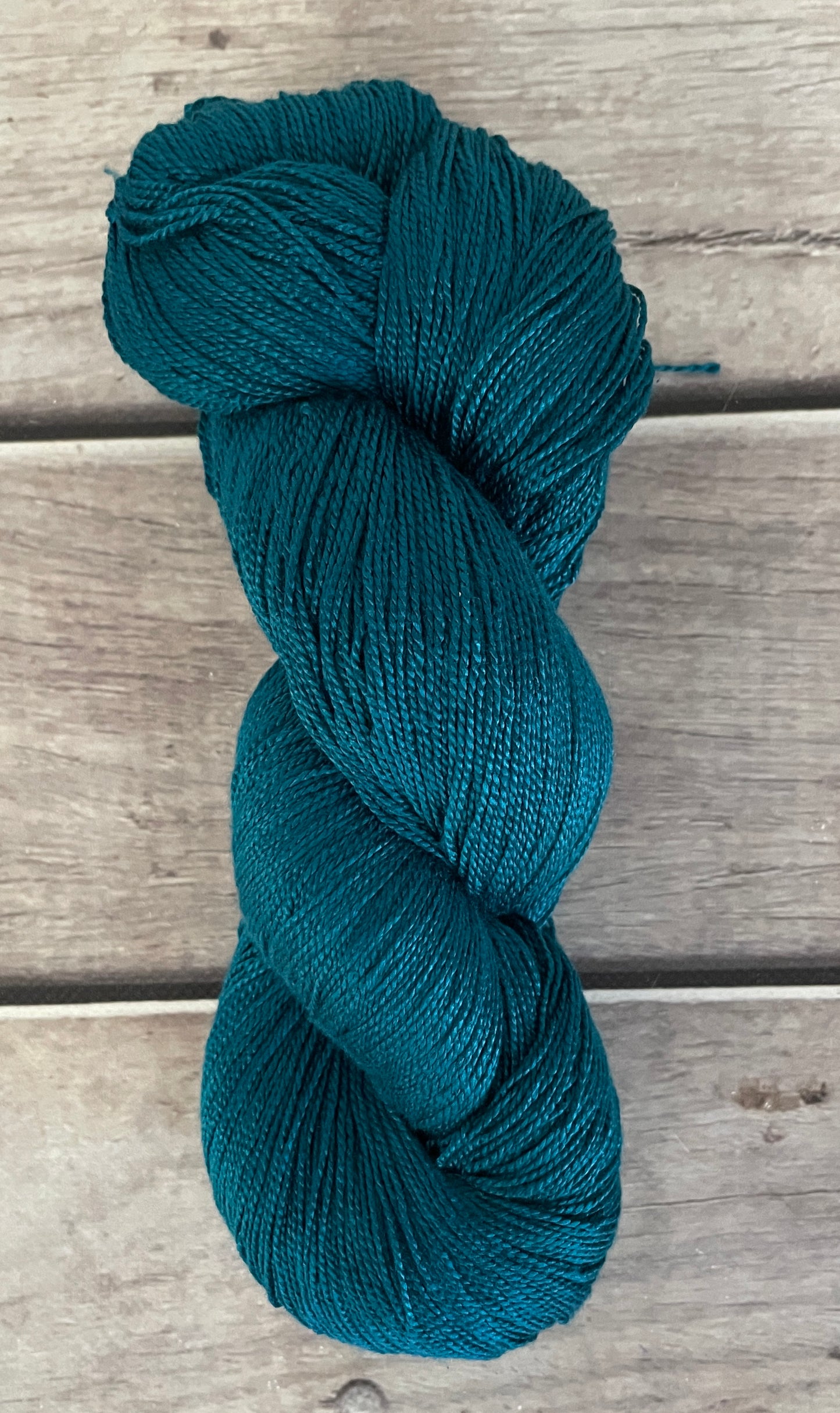 Vintage Button  - 3 ply pure silk yarn - Ginseng hl