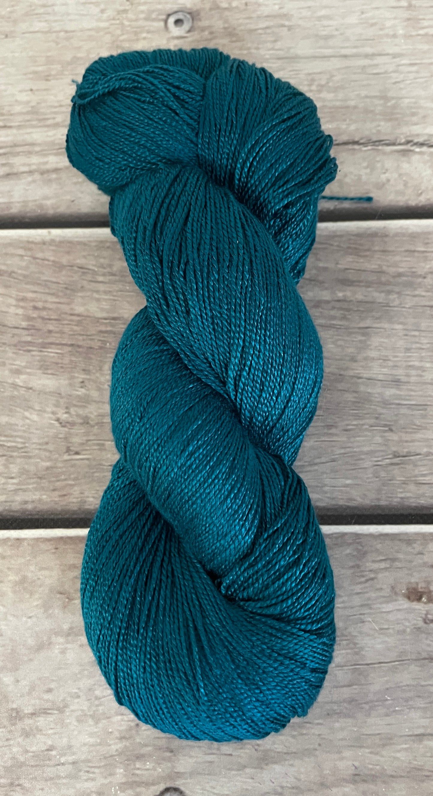 Vintage Button  - 3 ply pure silk yarn - Ginseng hl