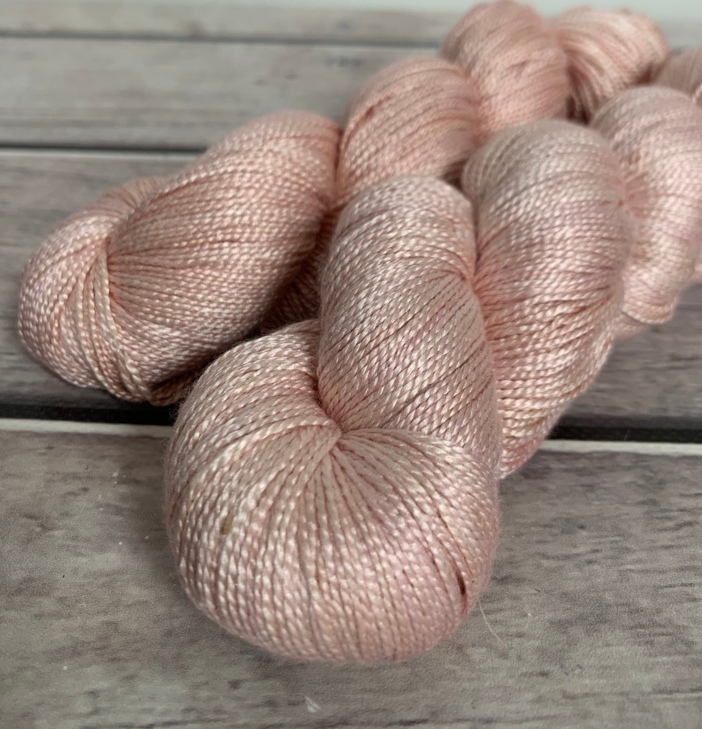 She sells Seashells - 4 ply in pure Mulberry silk - Ginseng f
