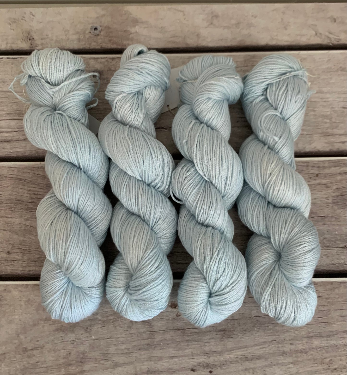 Ice Blue - 4ply/fingering - silk and merino yarn - Jasmine 4