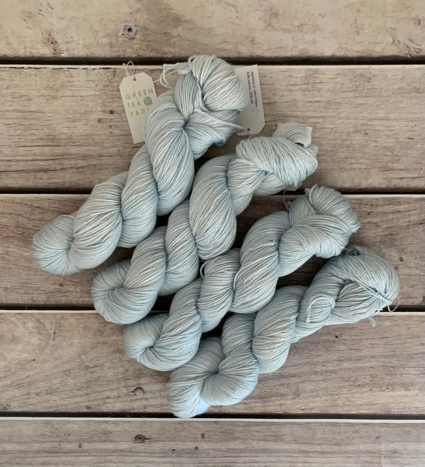 Ice Blue - 4ply/fingering - silk and merino yarn - Jasmine 4