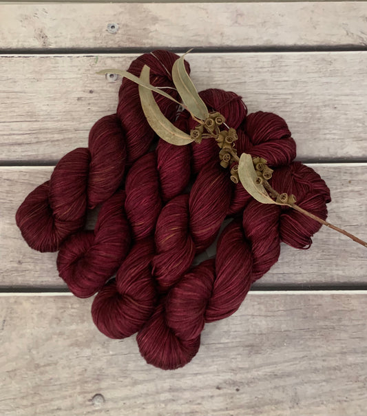 Bitter Pill - ooak - 4 ply in Mulberry silk - Pekoe f