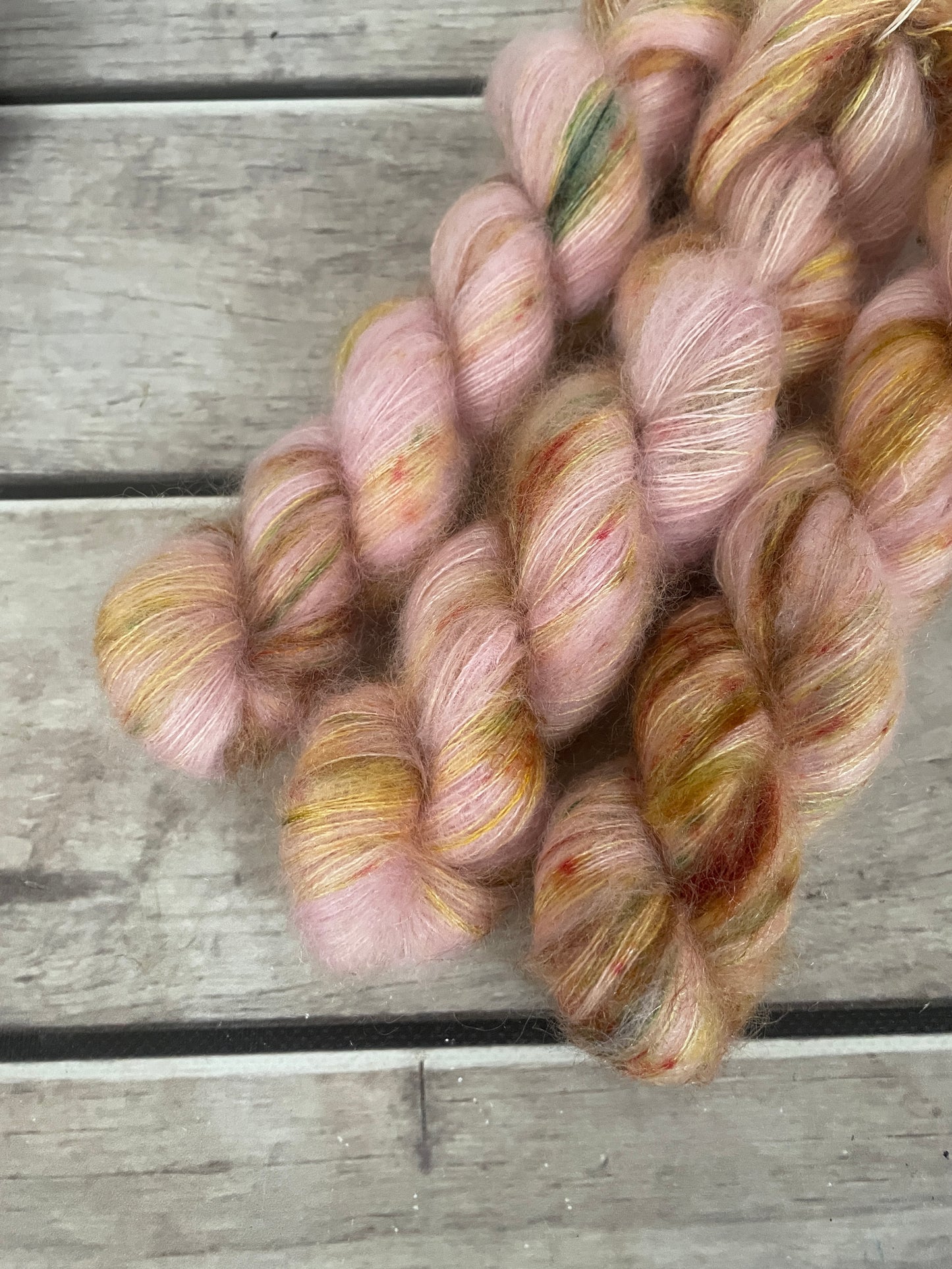 Speckled Dragon- 2 ply Silk / Mohair - Shui Yun