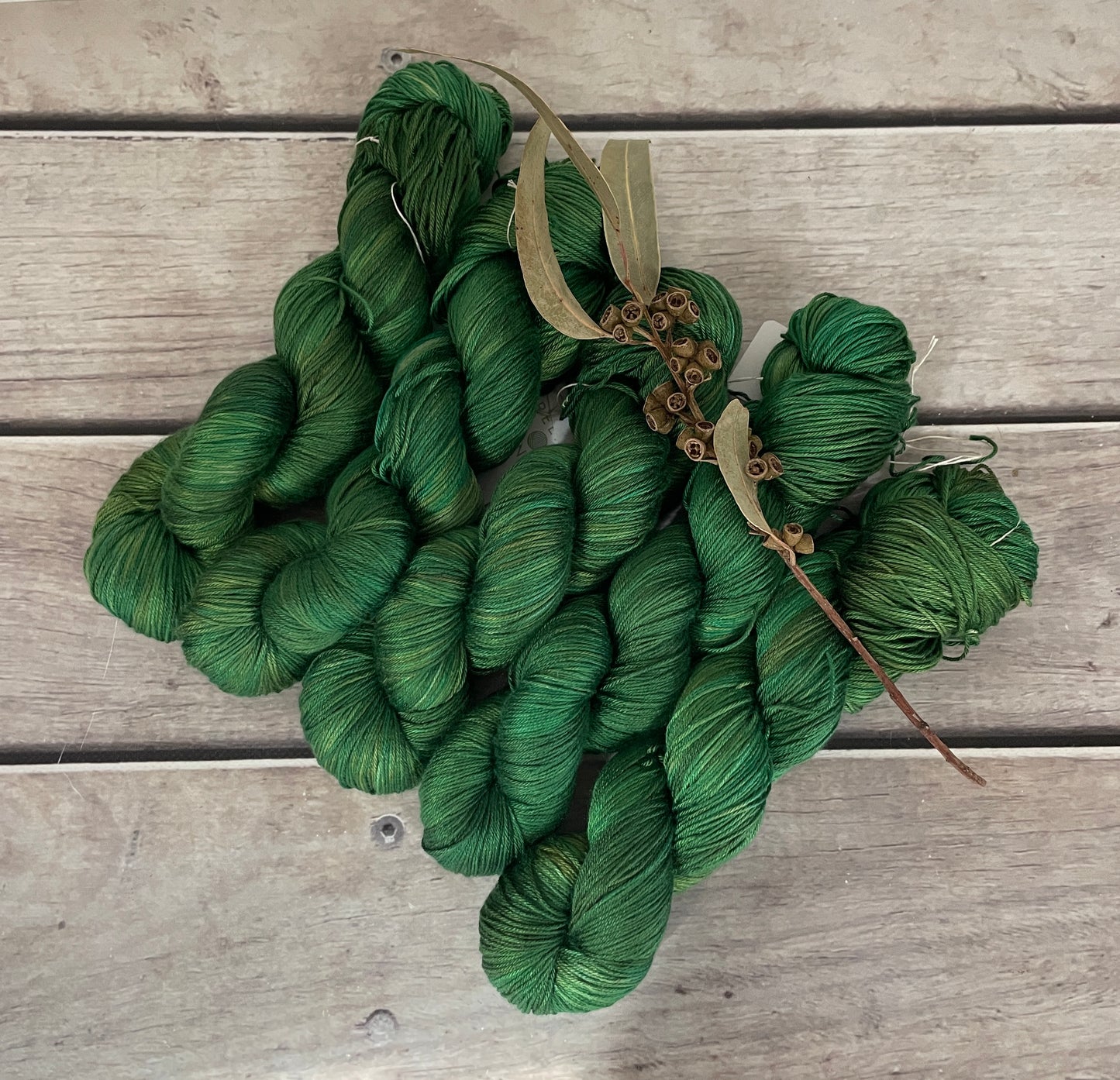 Forest Moss - 4 ply in Mulberry silk - Pekoe f