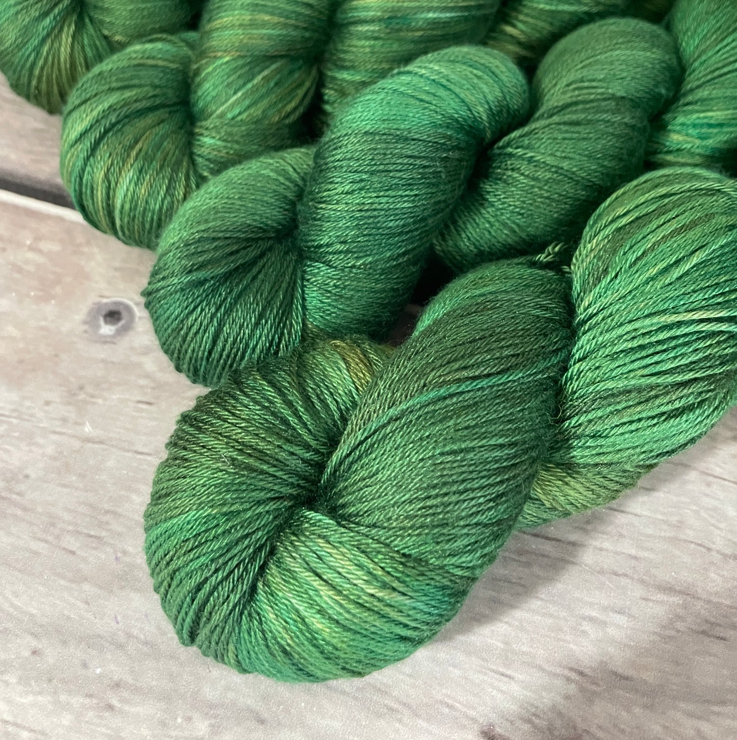 Forest Moss - 4 ply in Mulberry silk - Pekoe f