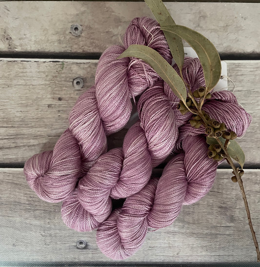 Tea Rose - 4 ply in Mulberry silk - Ginseng f