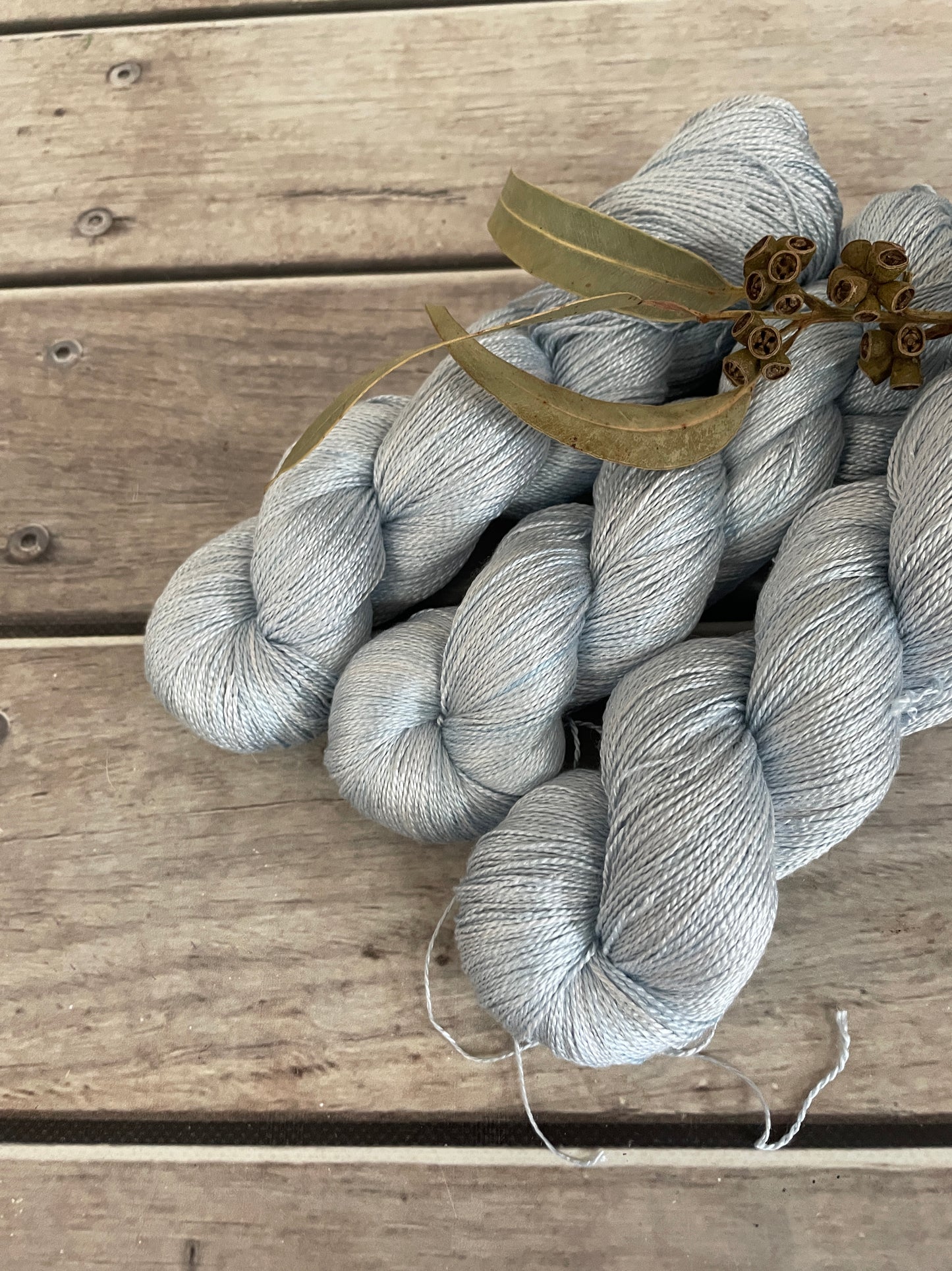 Ice Blue - 3 ply pure silk yarn - Ginseng hl