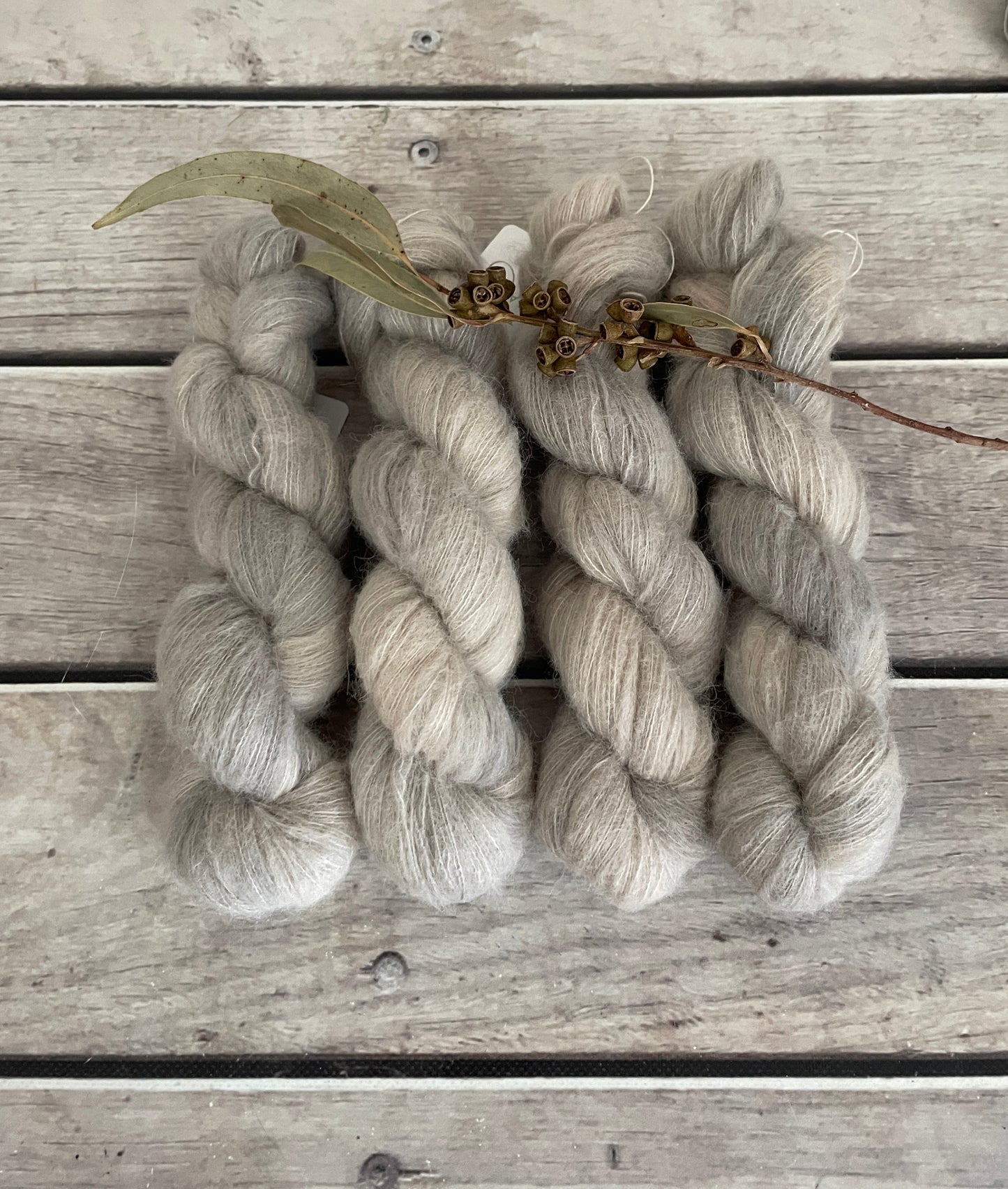 Oysters (light) - 2 ply Suri/merino fluff - Rosemary