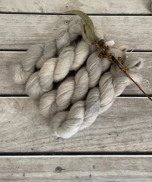 Oysters (light) - 2 ply Suri/merino fluff - Rosemary