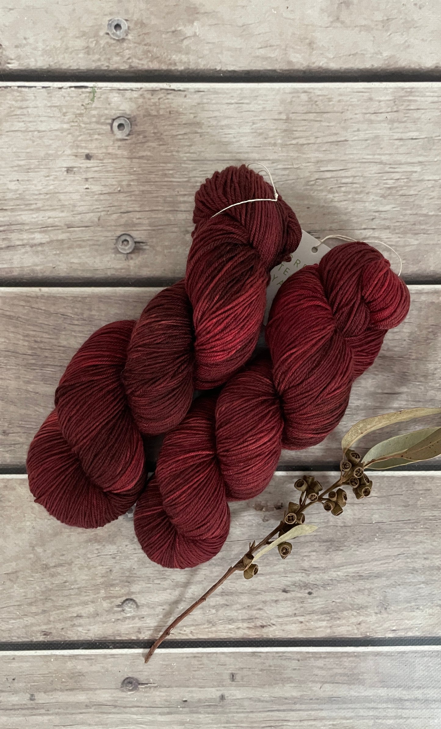 Slow Fashion - 4 ply merino/nylon sock yarn - Darjeeling f