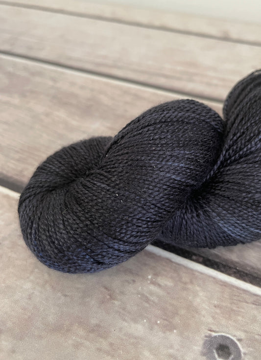 Raven - 4 ply pure silk yarn - Ginseng f