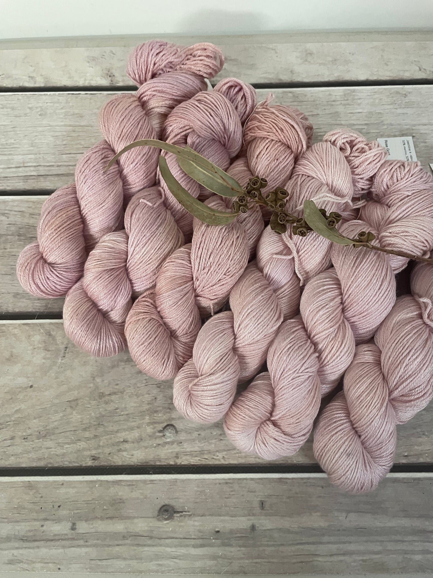 Rose Gold - 4ply/fingering - silk and merino yarn - Jasmine 4