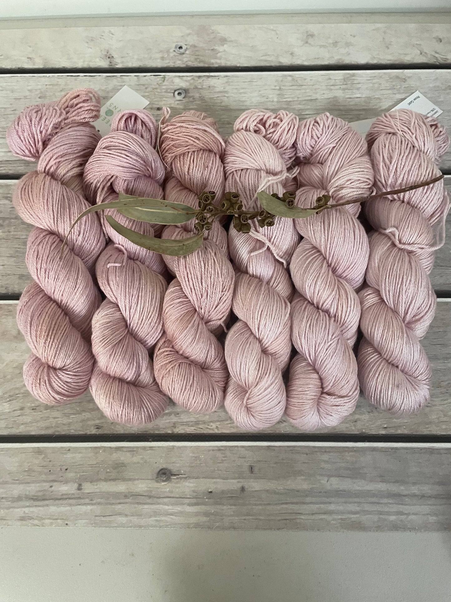 Rose Gold - 4ply/fingering - silk and merino yarn - Jasmine 4