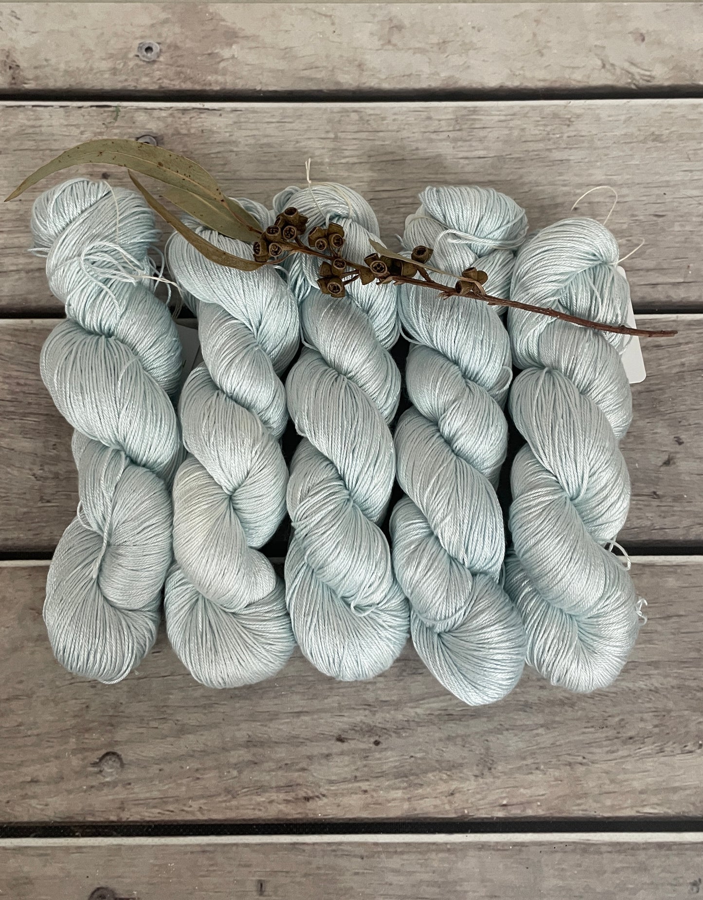 Ice Blue - 4 ply in Mulberry silk - Pekoe f