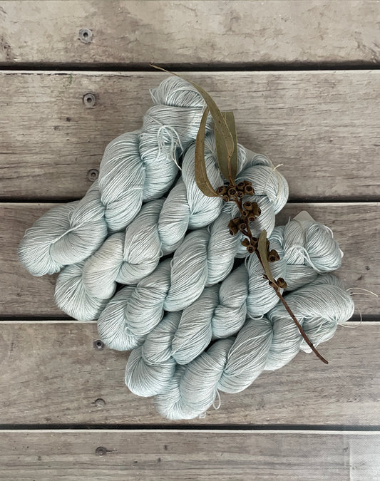 Ice Blue - 4 ply in Mulberry silk - Pekoe f