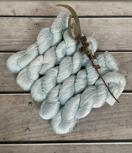 Ice Blue - 4 ply in Mulberry silk - Pekoe f