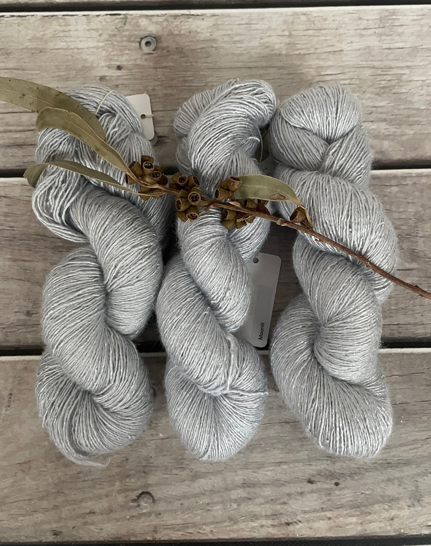 Moonlit - 4 ply Tussah silk singles - Sulkazura