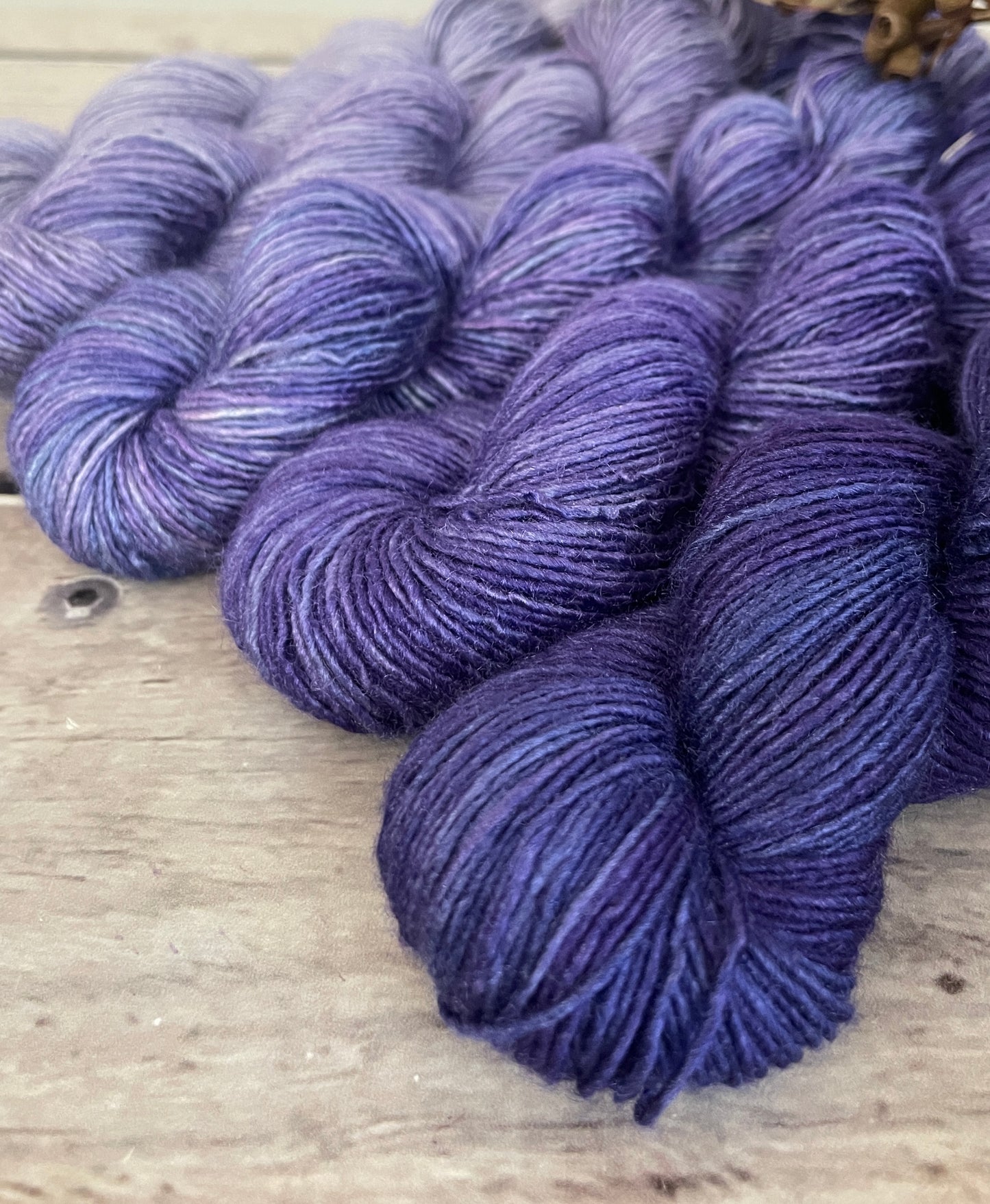 Whispers fade - 4 ply Tussah silk singles - Sulkazura