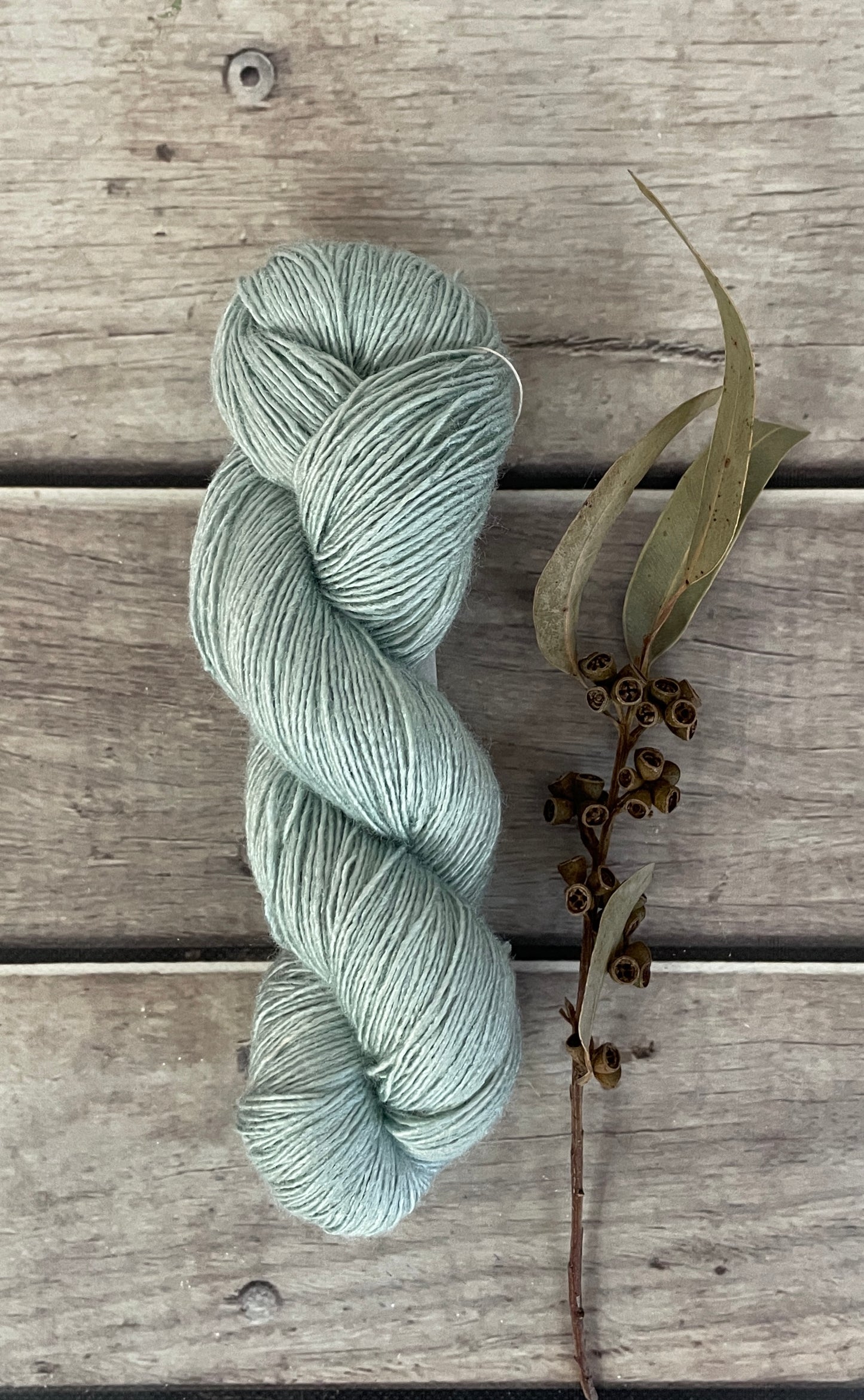 Sea Mist - 4 ply Tussah silk singles - Sulkazura