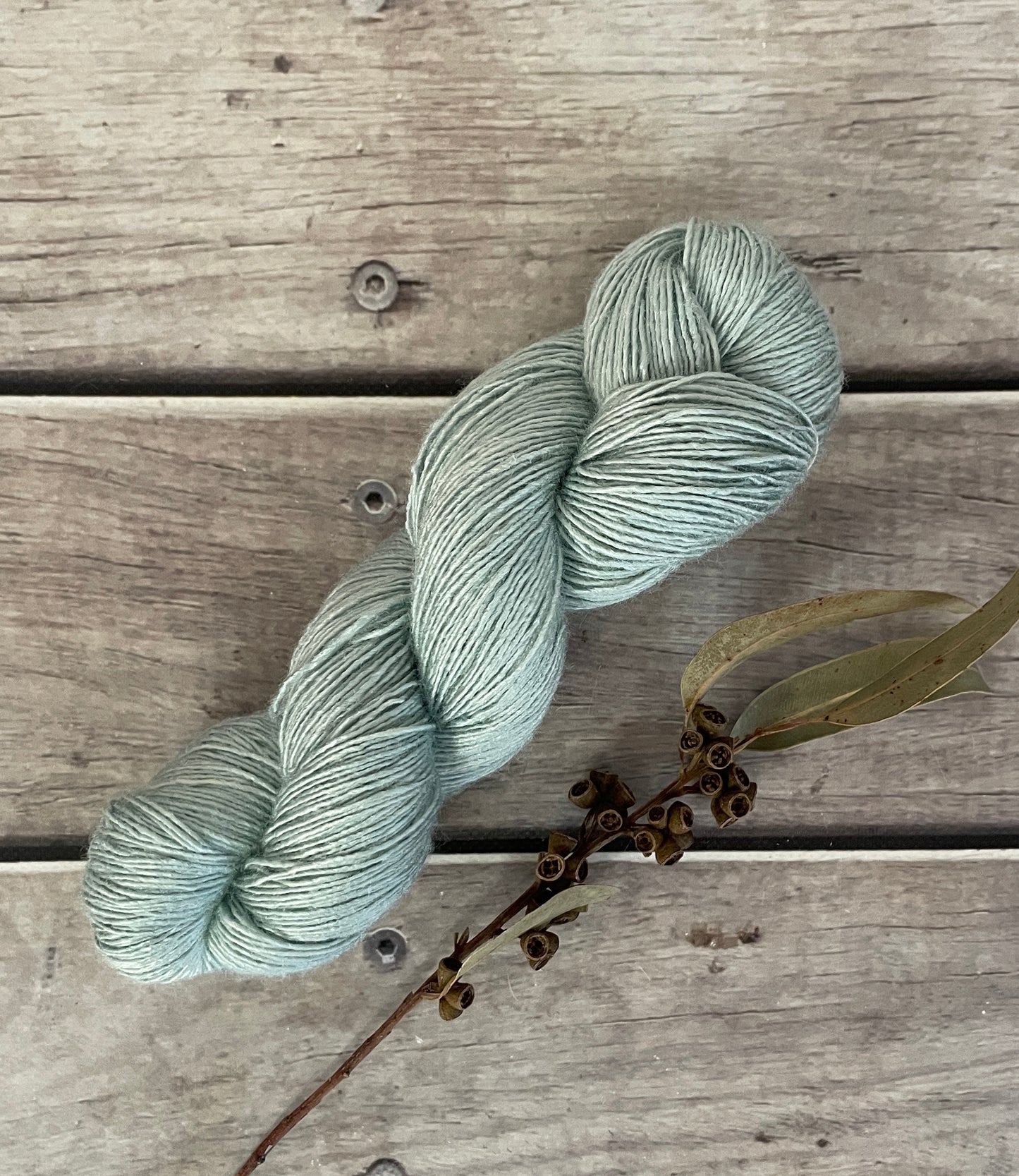 Sea Mist - 4 ply Tussah silk singles - Sulkazura