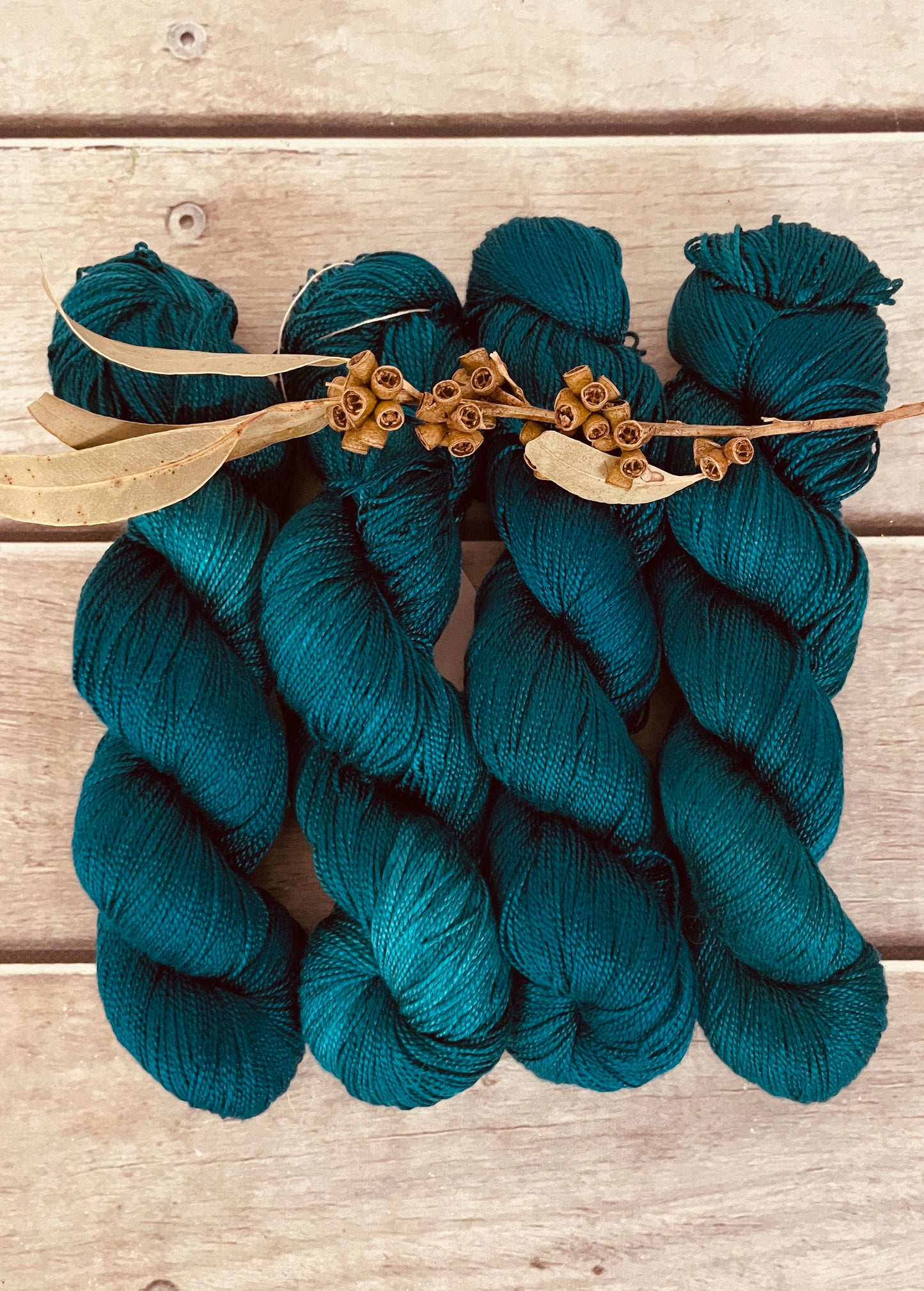 Vintage Button - 4 ply silk  - Ginseng f