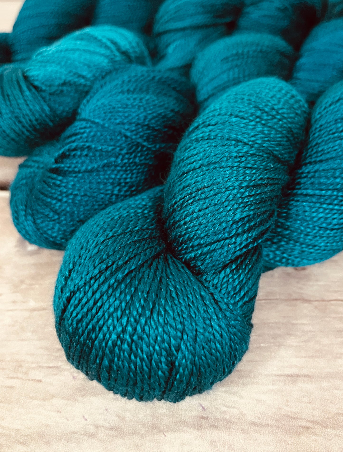 Vintage Button - 4 ply silk  - Ginseng f