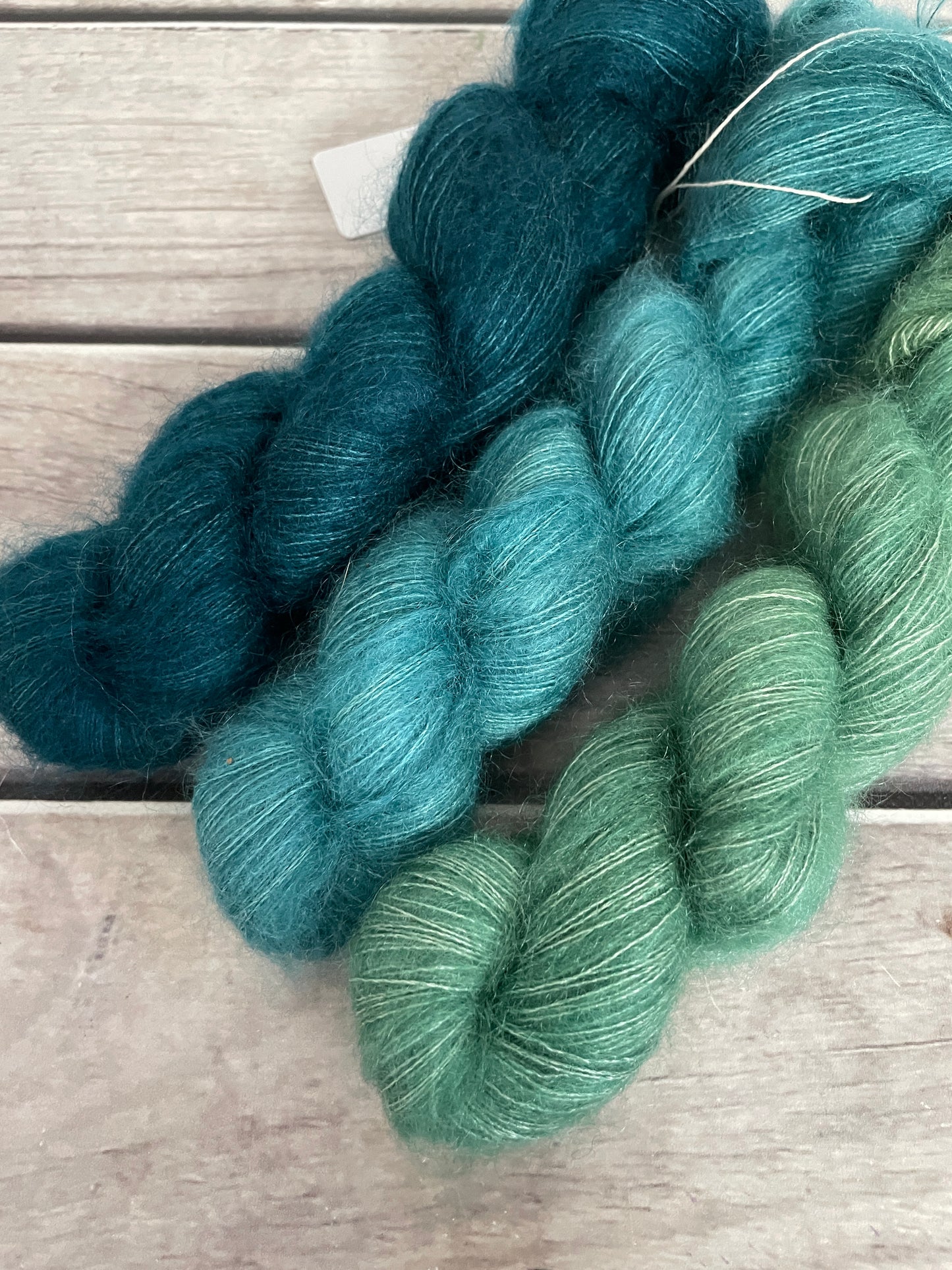 The Phoenix Tail - Silk/Mohair - 2 ply - Shui Yun