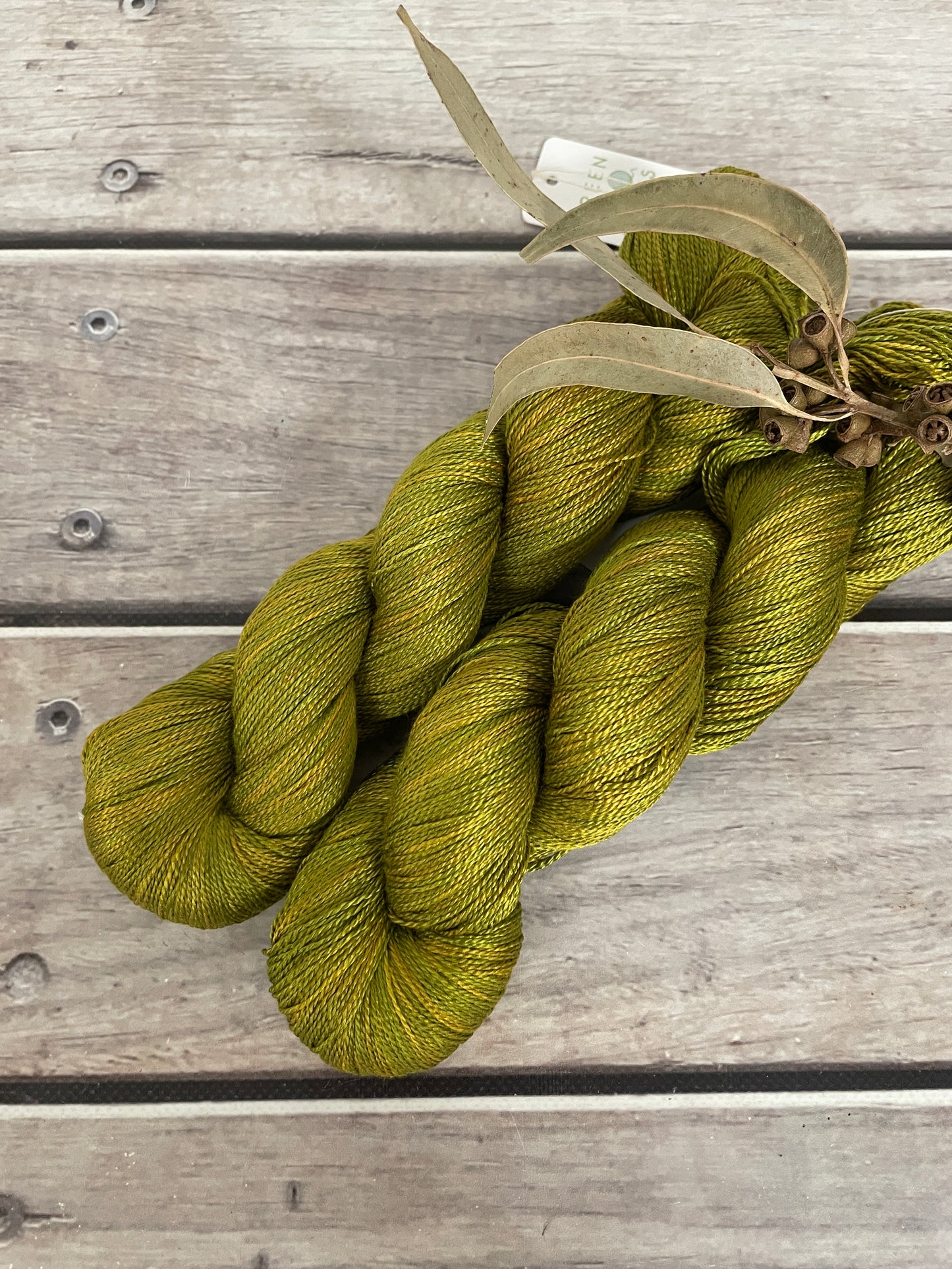Pickle  - 3 ply pure silk yarn - Ginseng hl