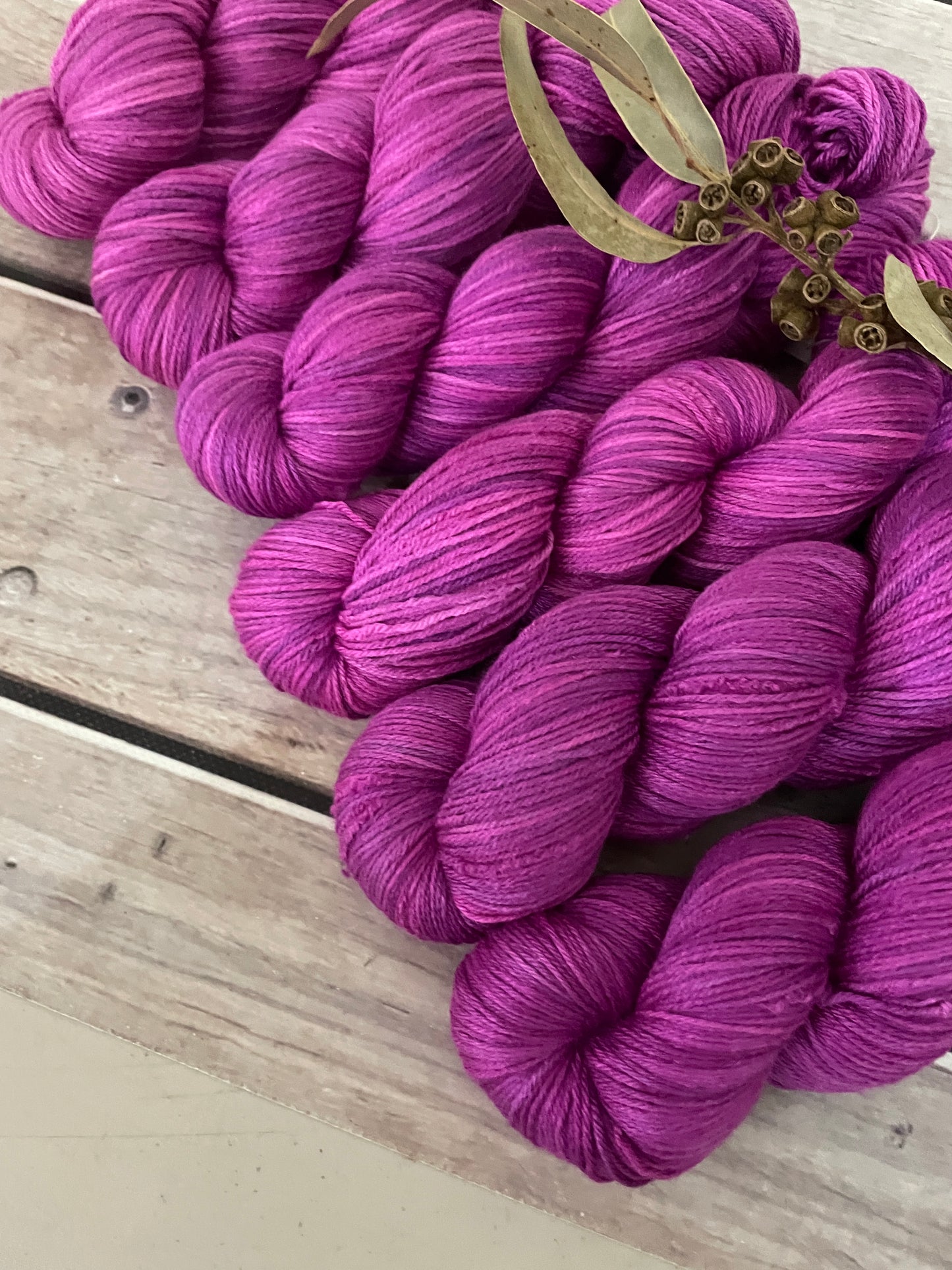 Perfect Pink OB - 4ply/fingering - silk and merino yarn - Jasmine 4