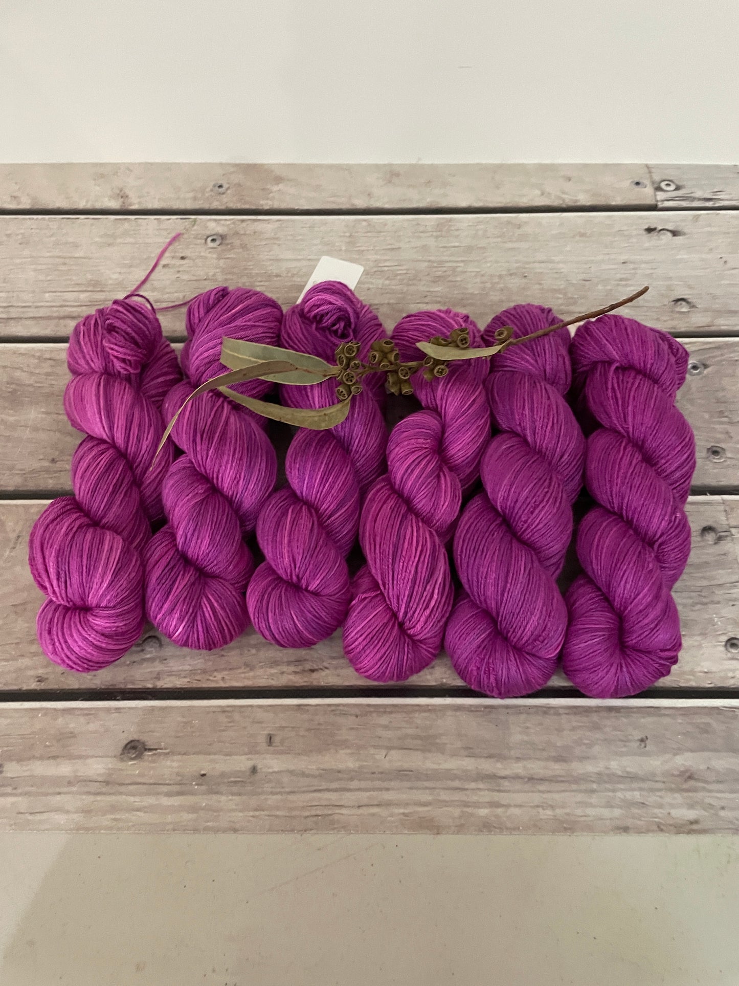Perfect Pink OB - 4ply/fingering - silk and merino yarn - Jasmine 4