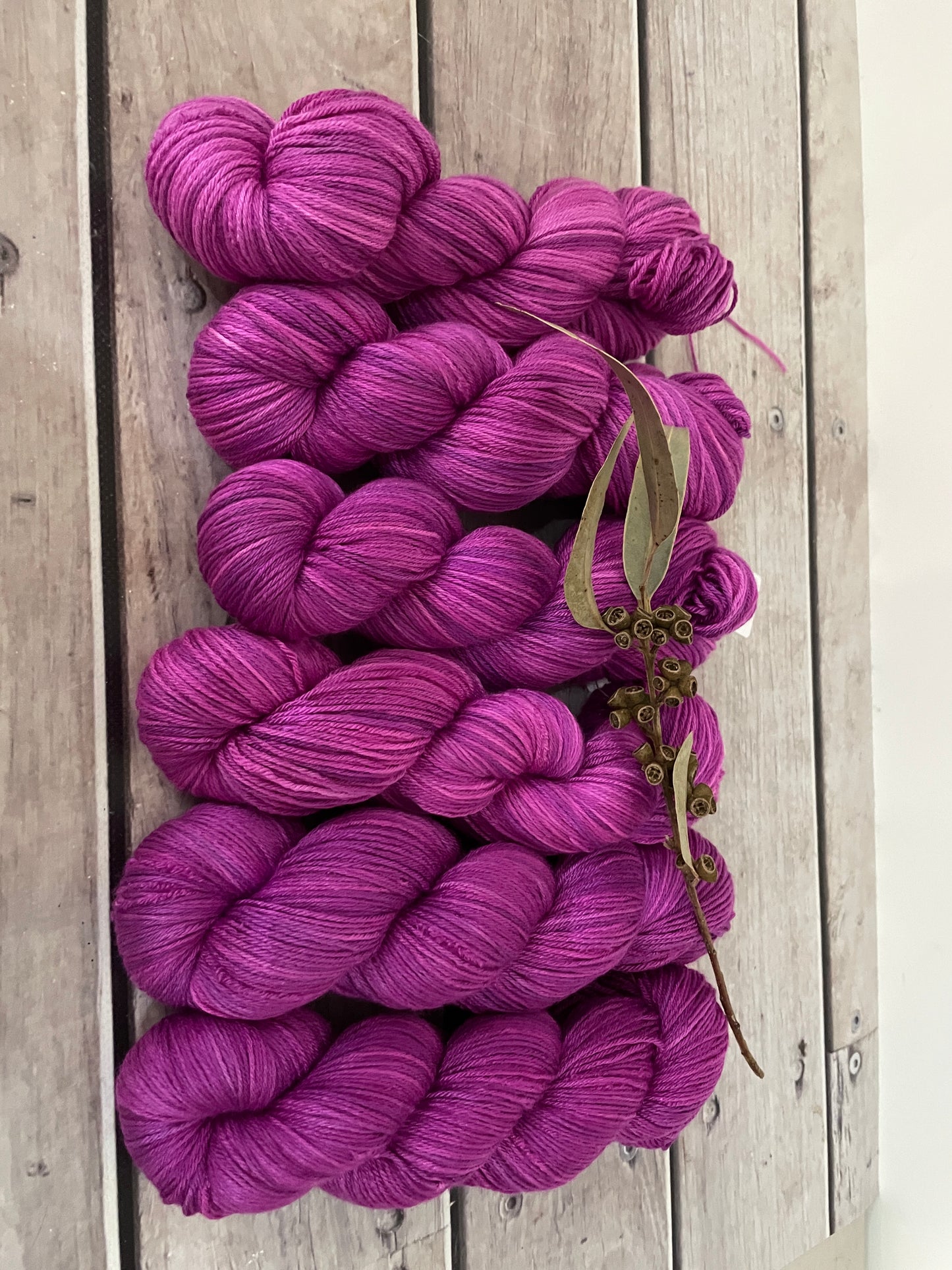 Perfect Pink OB - 4ply/fingering - silk and merino yarn - Jasmine 4