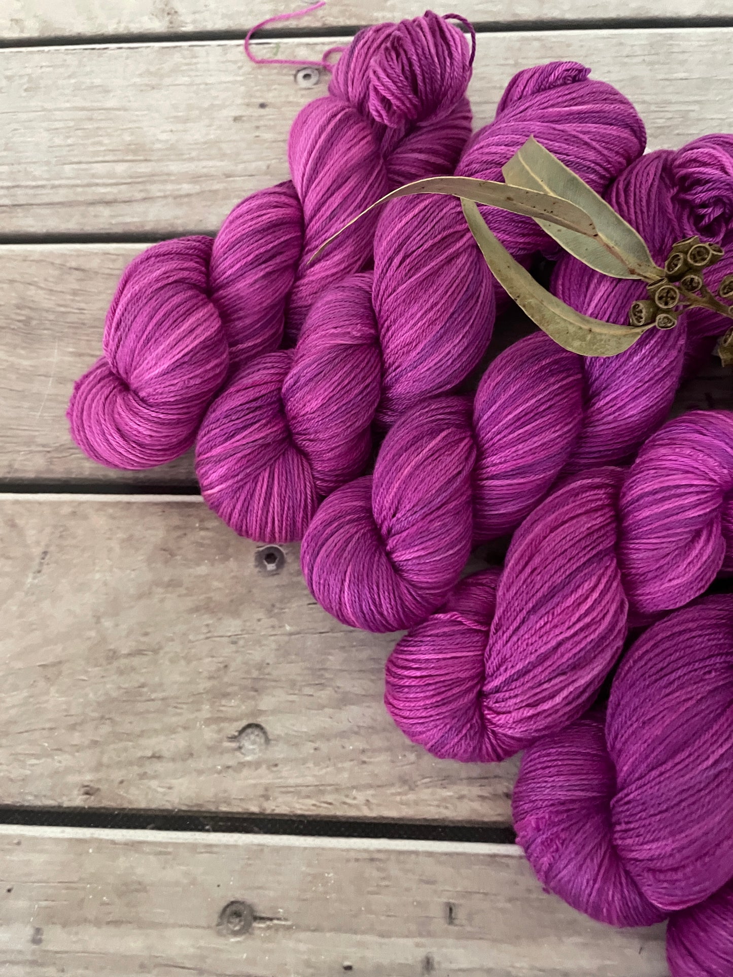 Perfect Pink OB - 4ply/fingering - silk and merino yarn - Jasmine 4