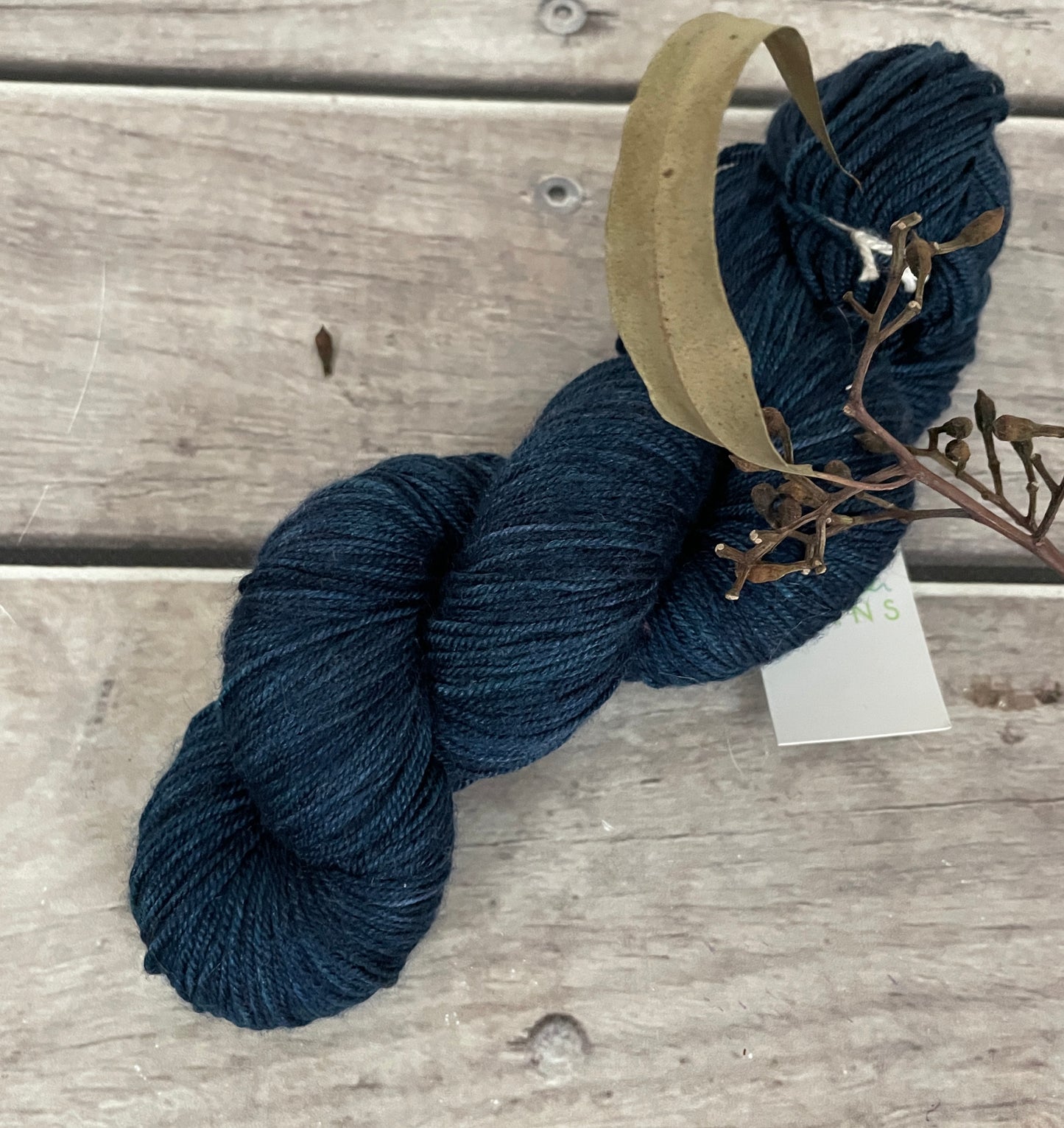 Midnight in Paradise - 4 ply silk / merino / cashmere - Assam