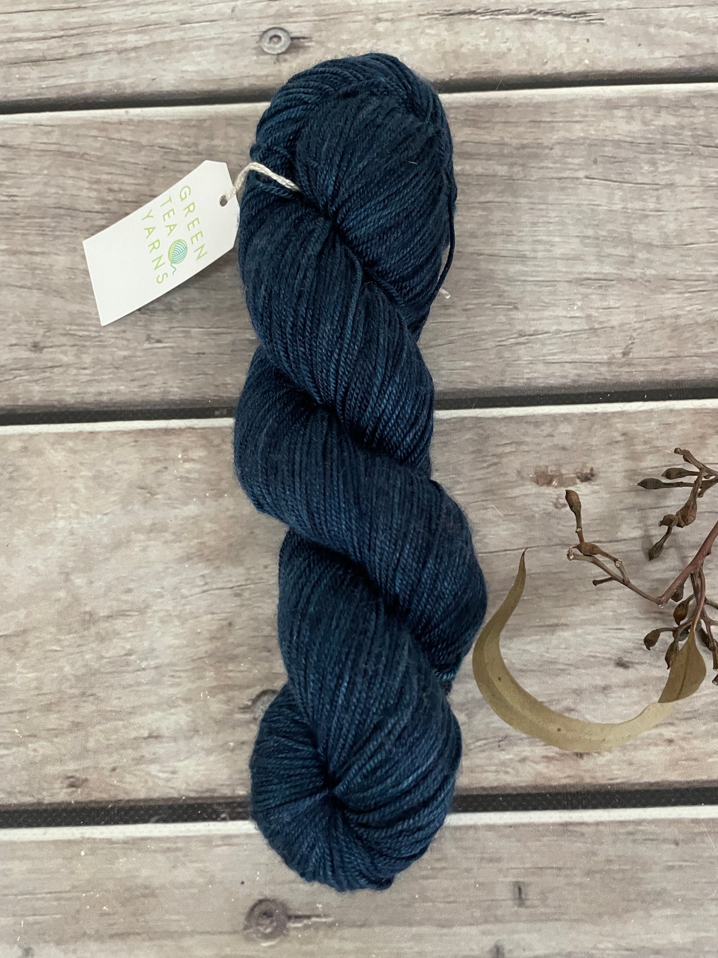 Midnight in Paradise - 4 ply silk / merino / cashmere - Assam