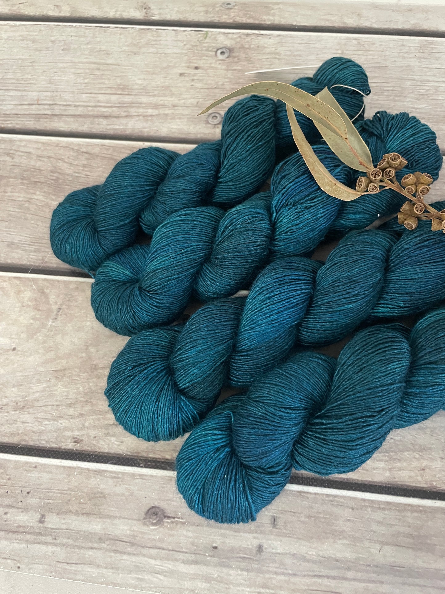 Vintage Button on Merino and Silk 4 ply single - Osmanthus